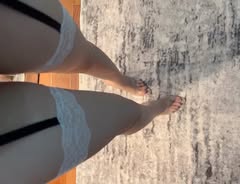 三好女人，好吃、好睡、好財（指女人有三種好處：好吃、好睡、好賺錢）